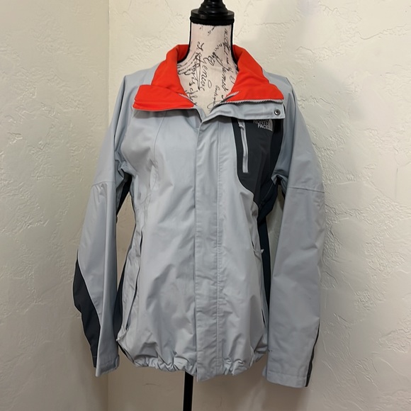 The North Face HYVENT Men’s Waterproof Jacket Size Medium - Picture 1 of 16